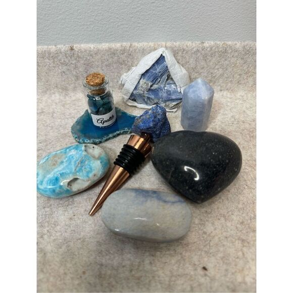 ✨Blue 💙 - 1lb Crystal Bundle - Picture 1 of 4
